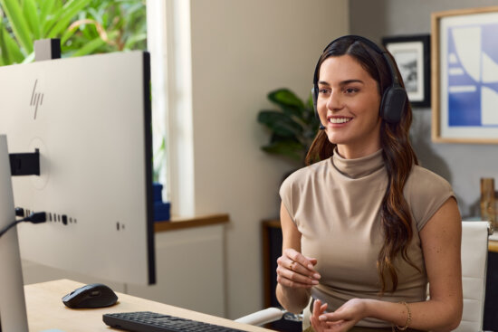 Focused productivity, seamless collaboration: Why headsets matter in a hybrid working world